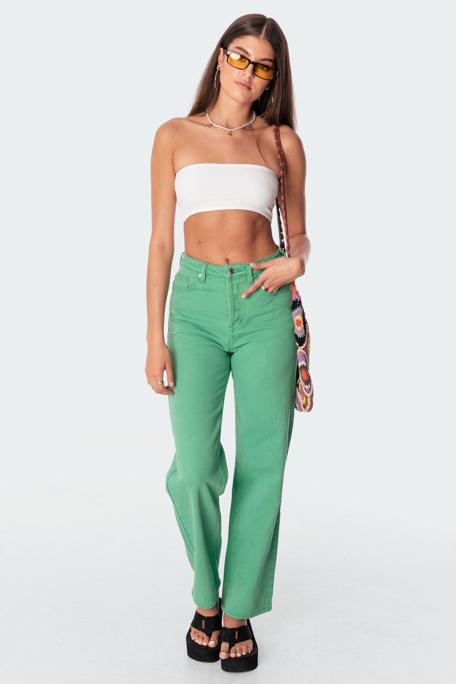 GREEN