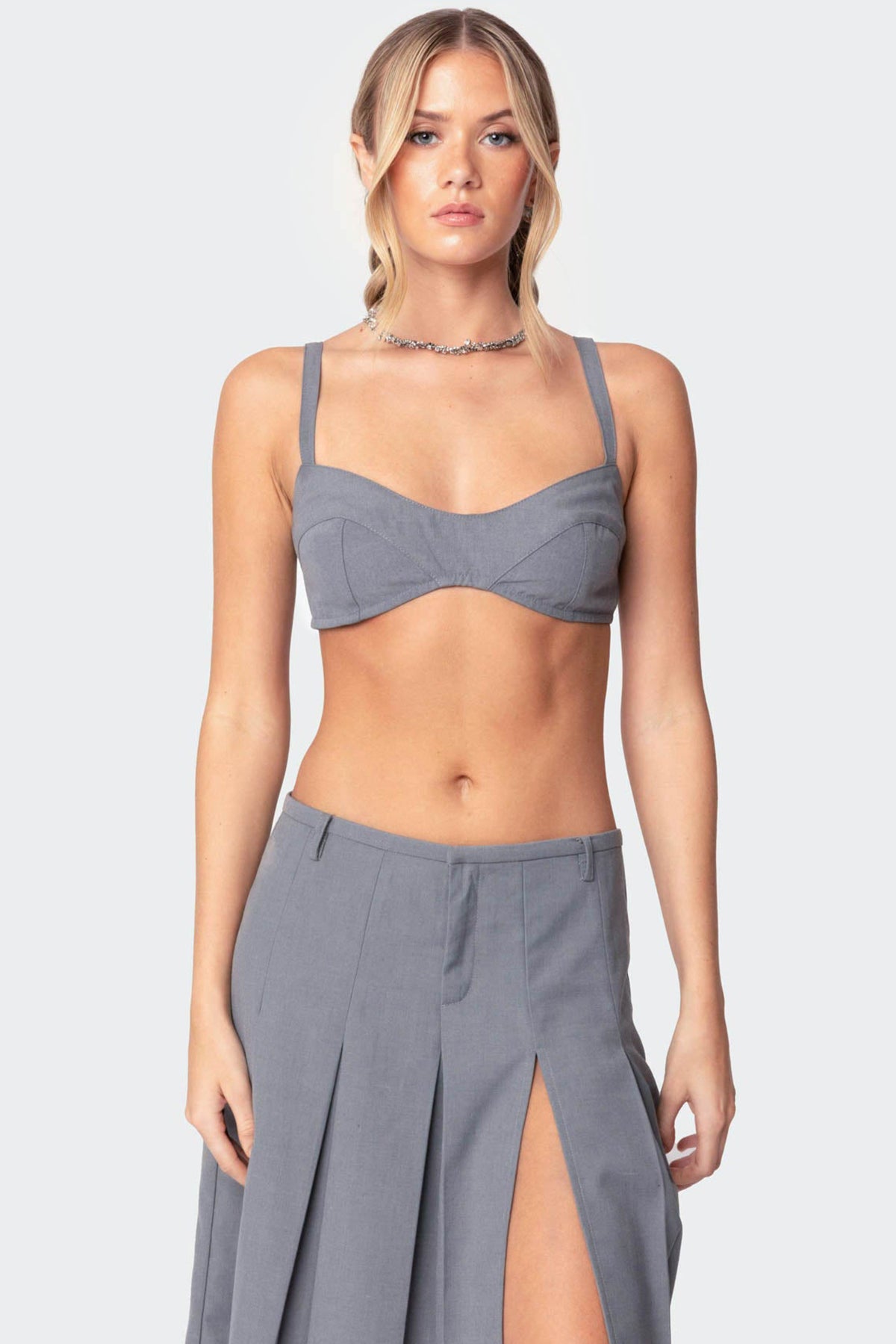 GRAY