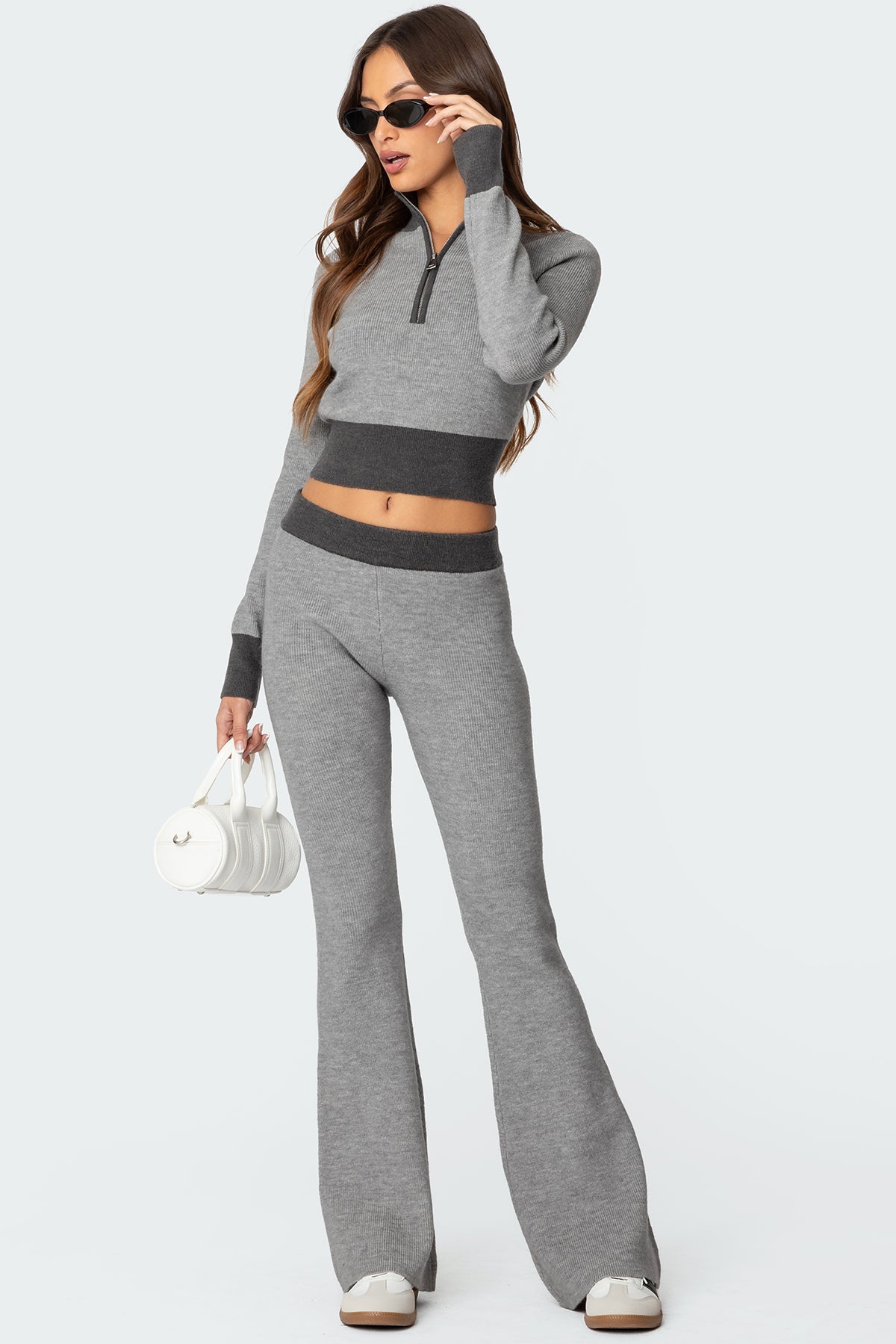 GRAY