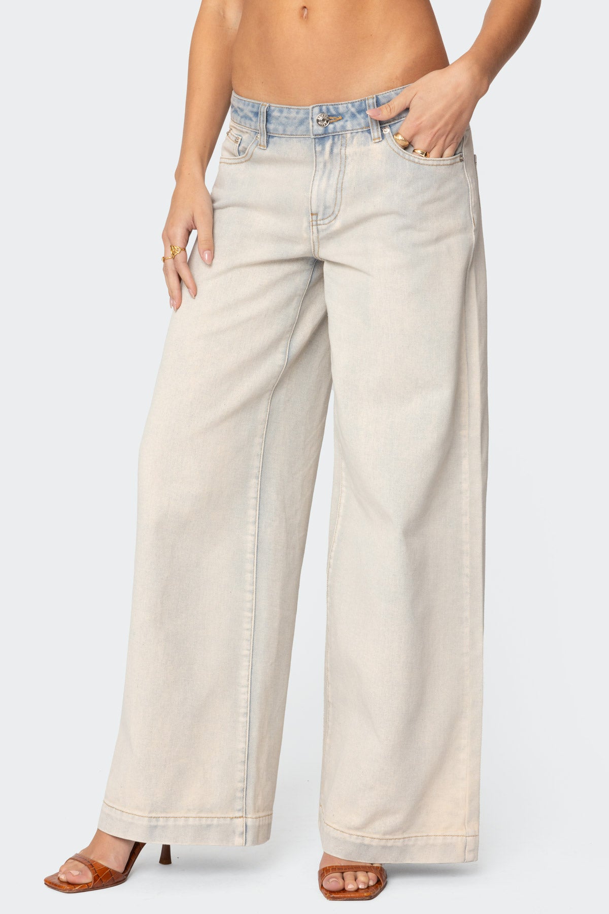 LIGHT DENIM