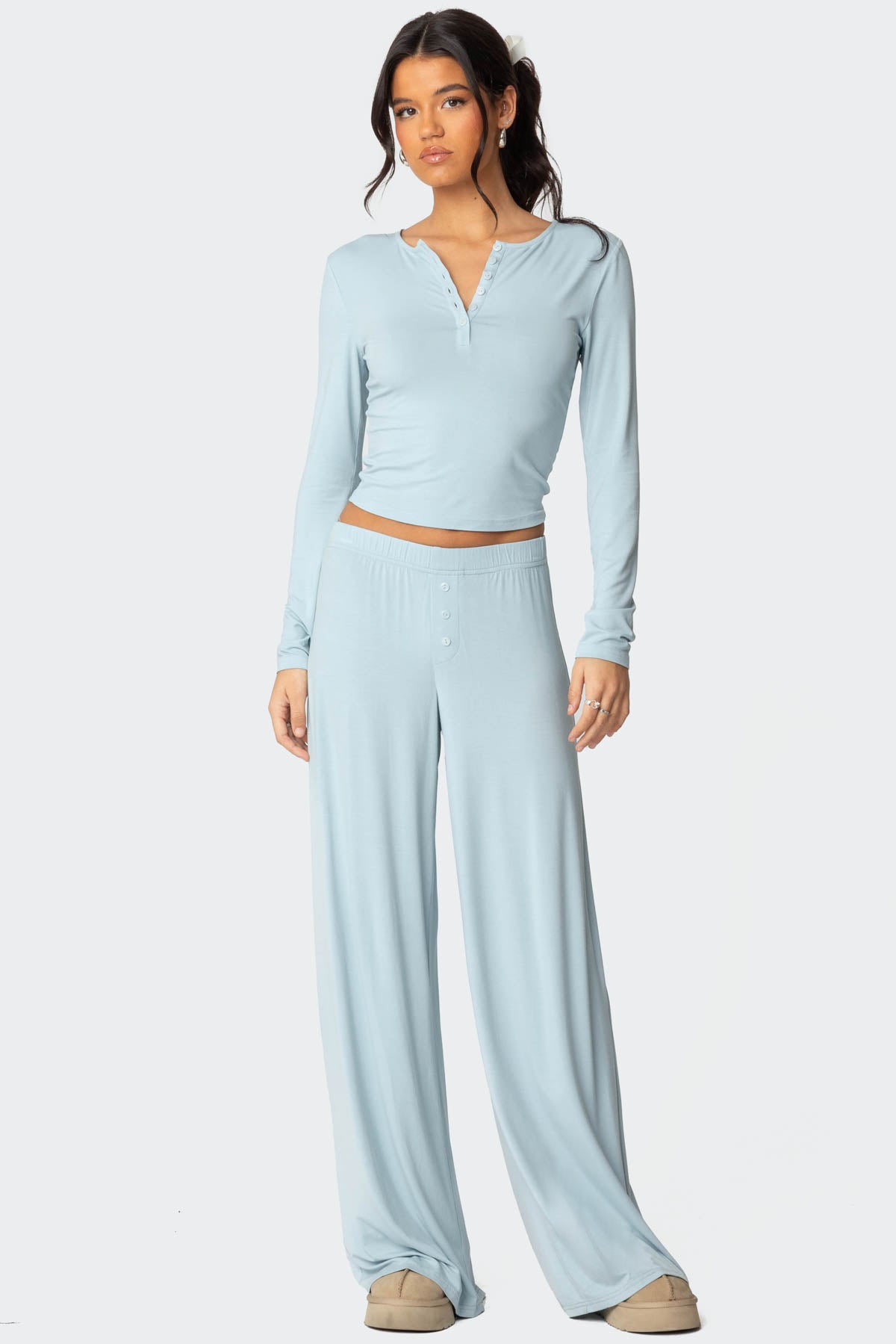 LIGHT BLUE